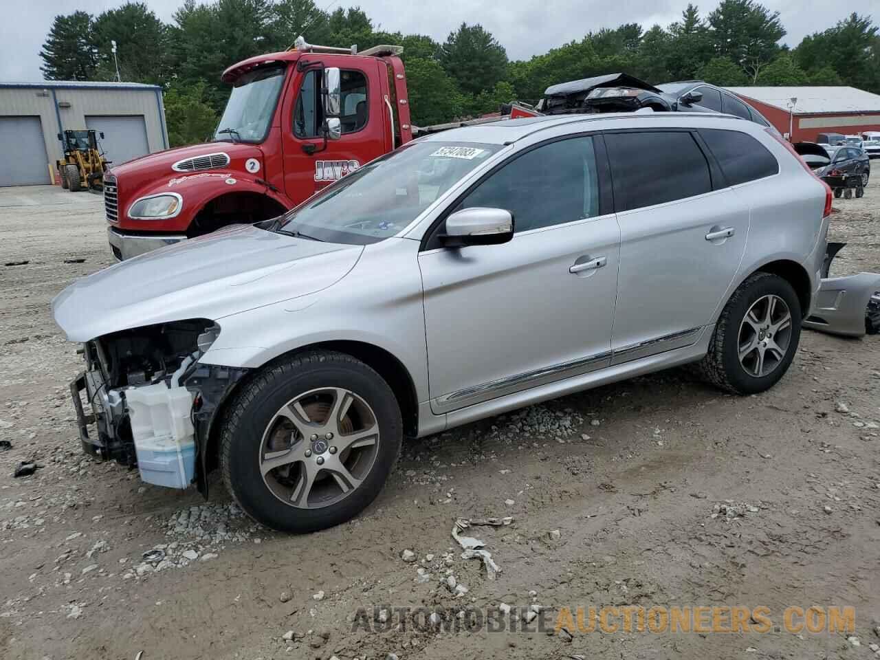 YV4902RK0F2741380 VOLVO XC60 2015