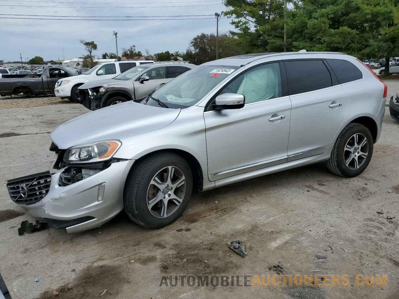 YV4902RK0F2746935 VOLVO XC60 2015