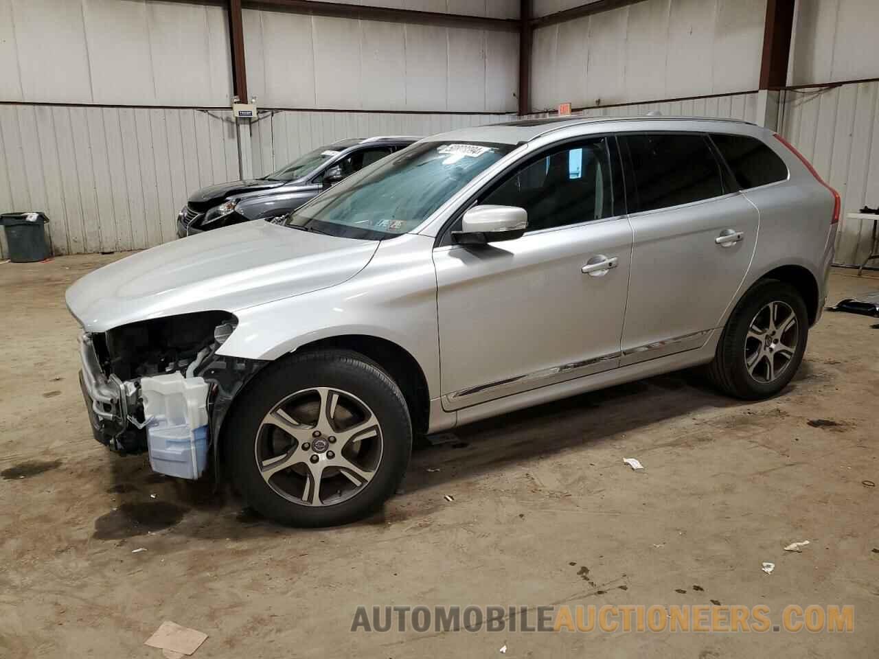 YV4902RK5F2639136 VOLVO XC60 2015