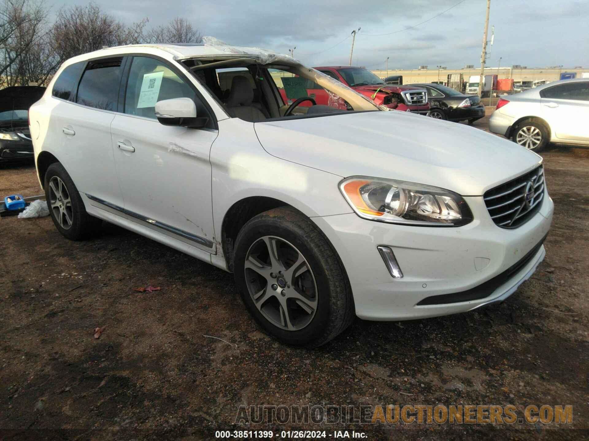 YV4902RK7F2737522 VOLVO XC60 2015