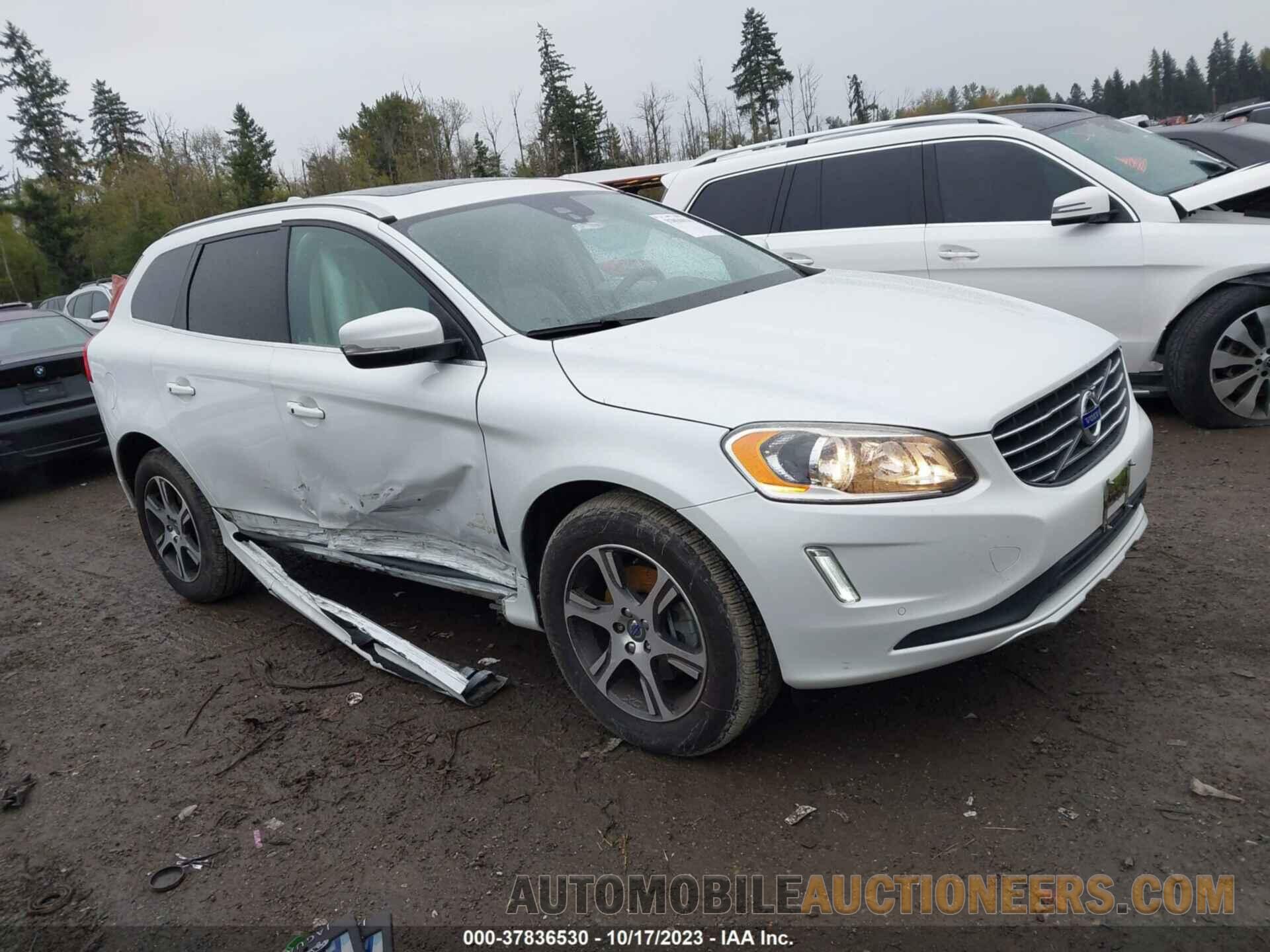 YV4902RKXF2717622 VOLVO XC60 2015