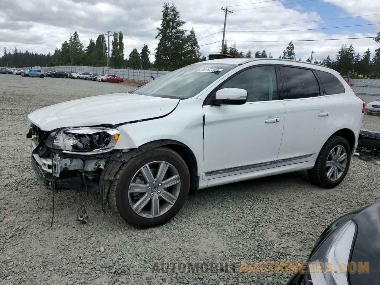 YV4902RM2G2796156 VOLVO XC60 2016