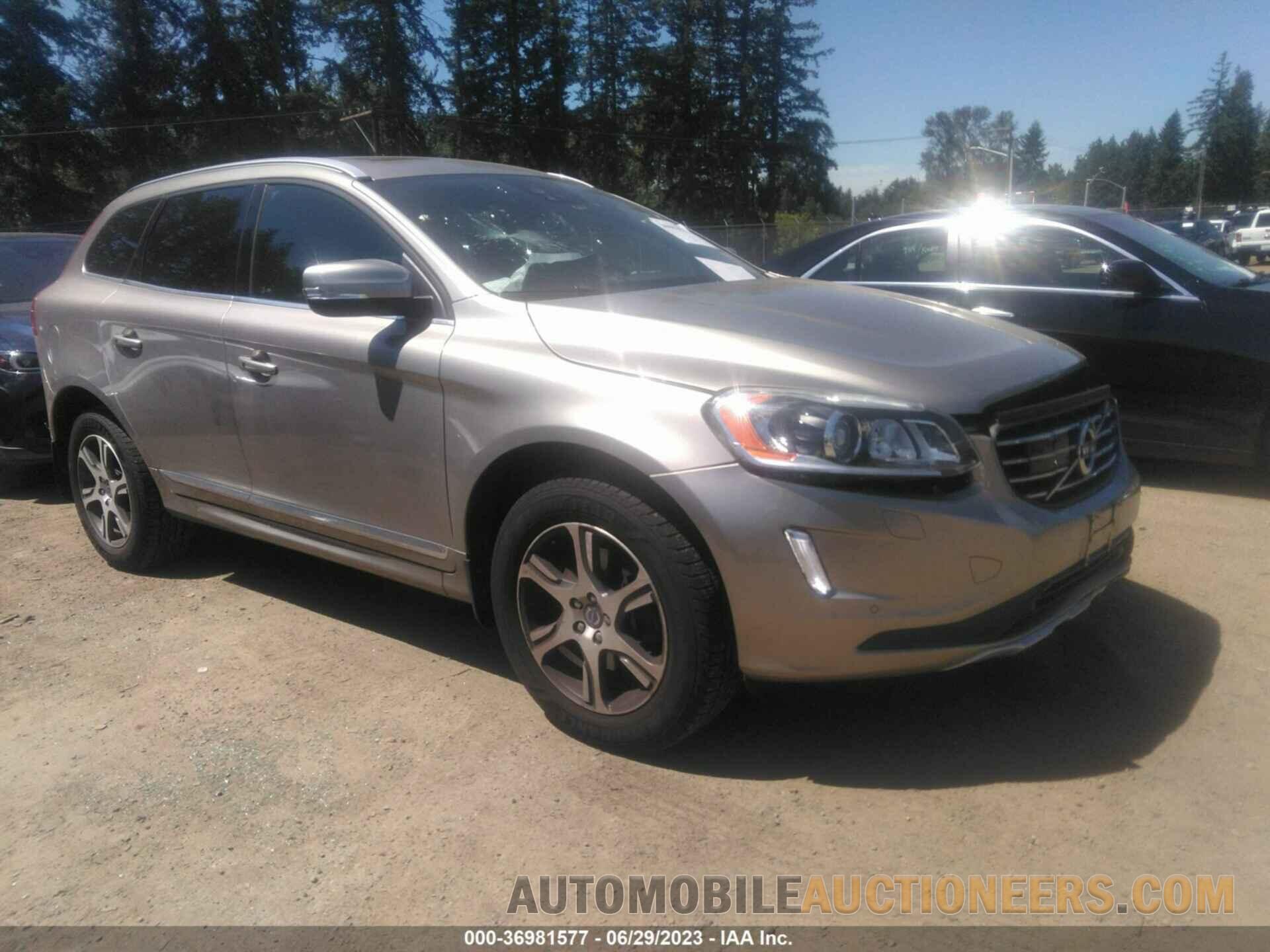 YV4902RM4F2757566 VOLVO XC60 2015