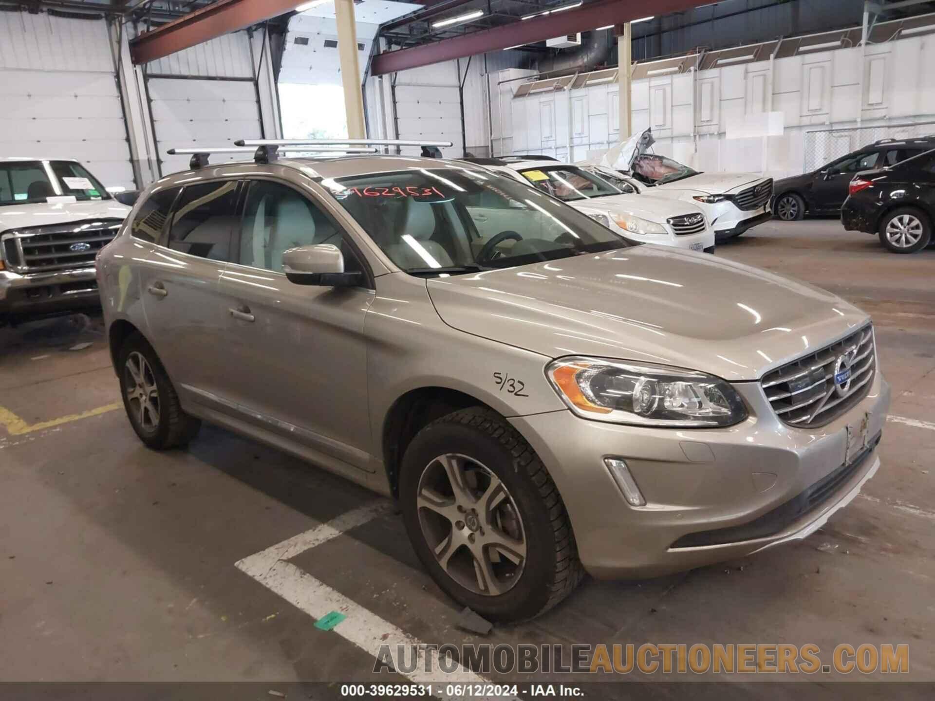 YV4902RM5F2638117 VOLVO XC60 2015