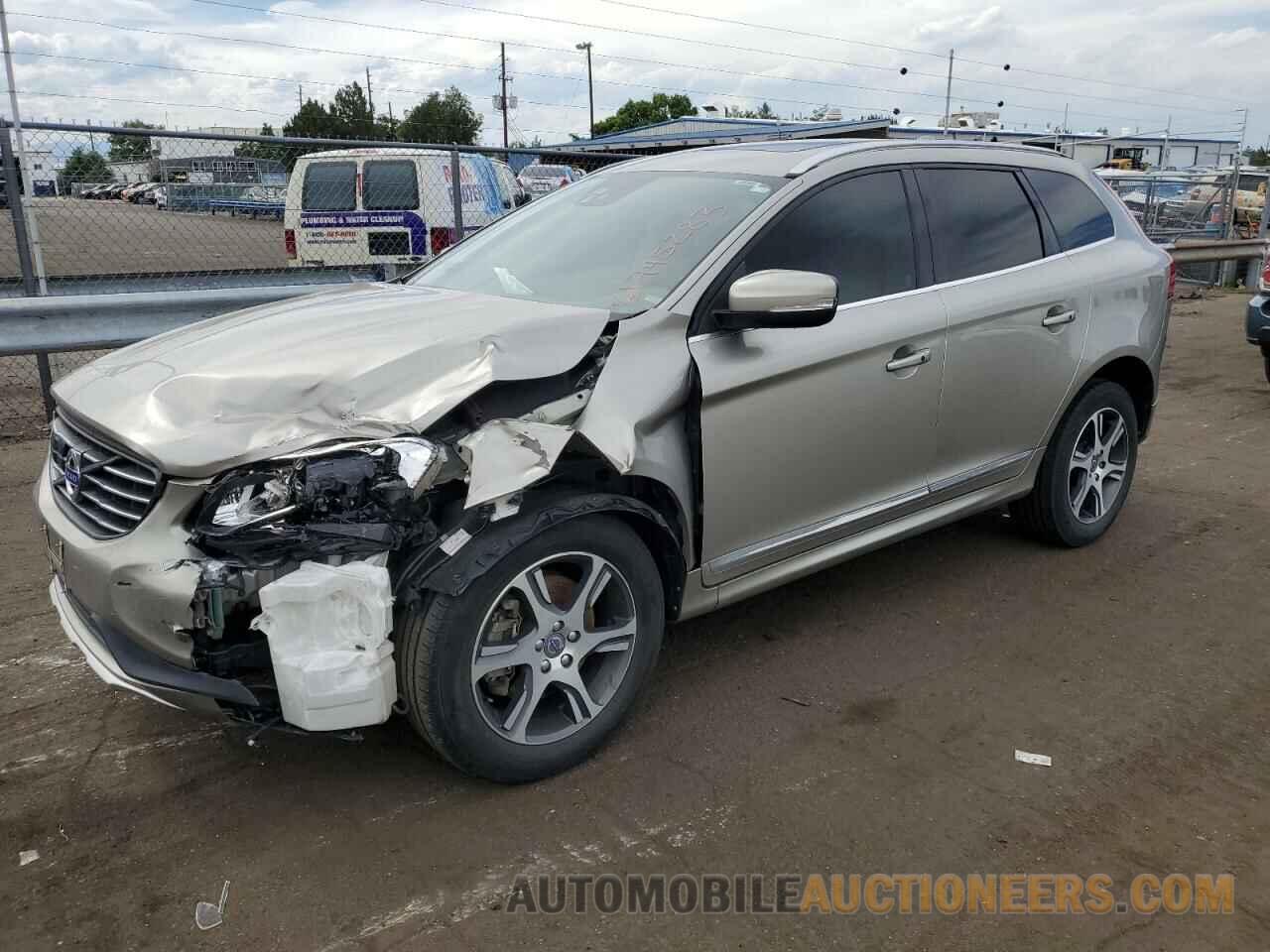 YV4902RM5F2721756 VOLVO XC60 2015