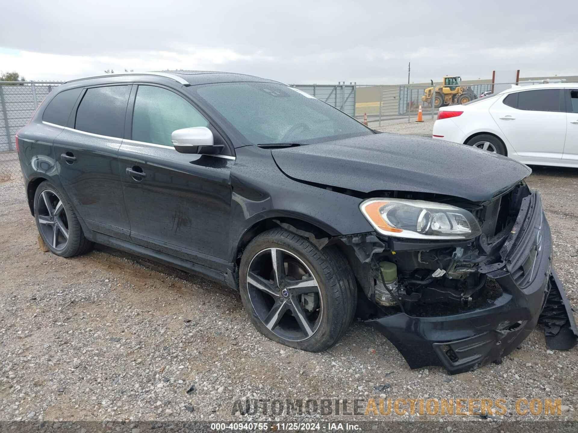 YV4902RS6F2761374 VOLVO XC60 2015