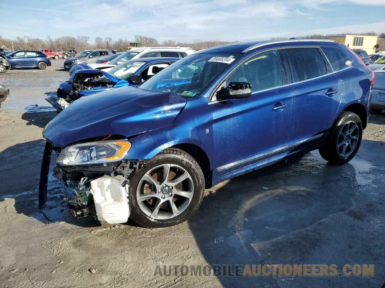 YV4902RV7F2714655 VOLVO XC60 2015