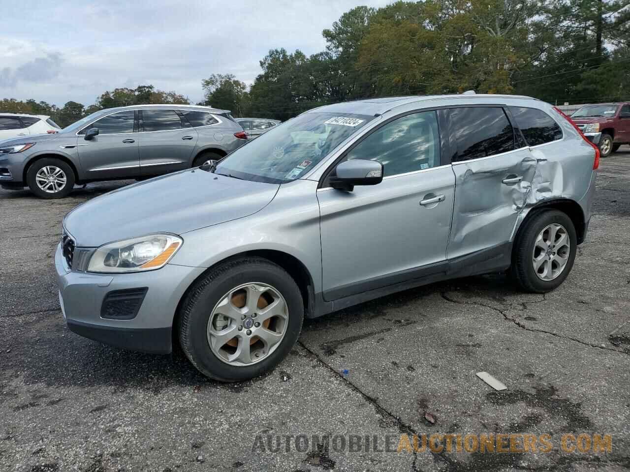 YV4952DL3D2418858 VOLVO XC60 2013