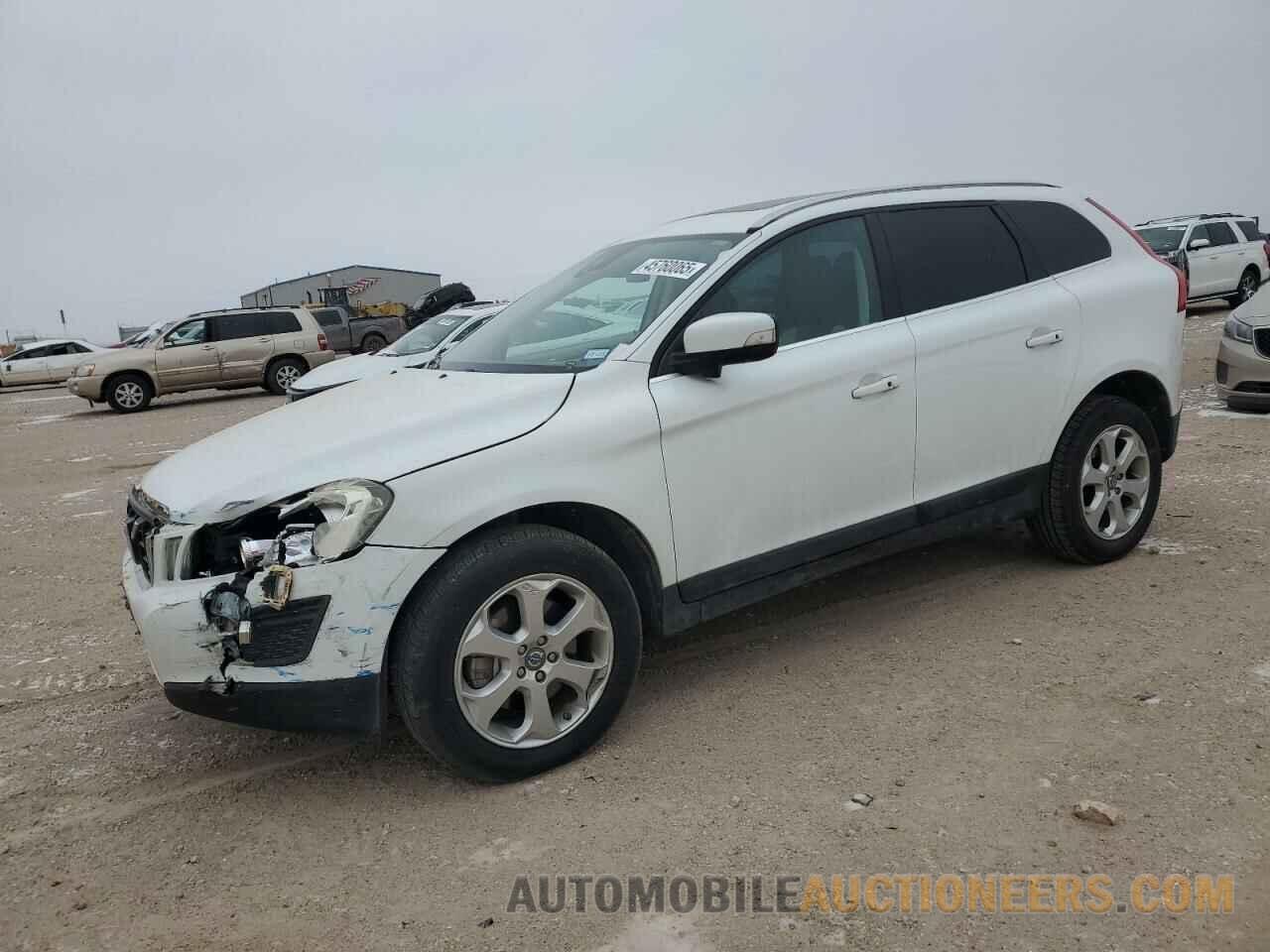 YV4952DL5D2416450 VOLVO XC60 2013