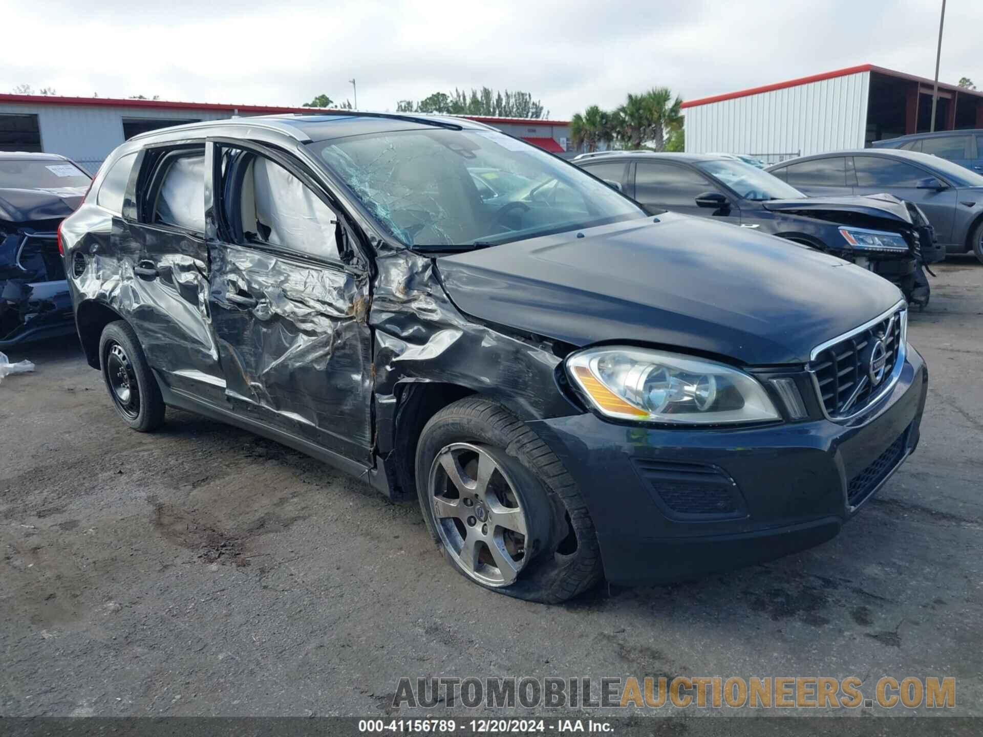 YV4952DL6B2213175 VOLVO XC60 2011