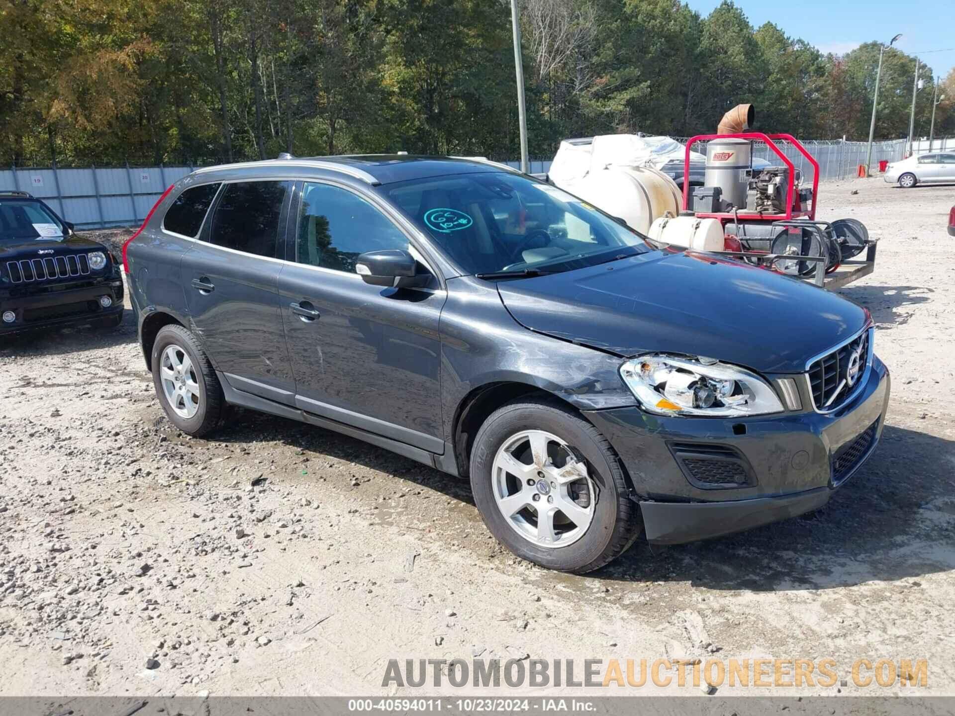 YV4952DL7B2160826 VOLVO XC60 2011