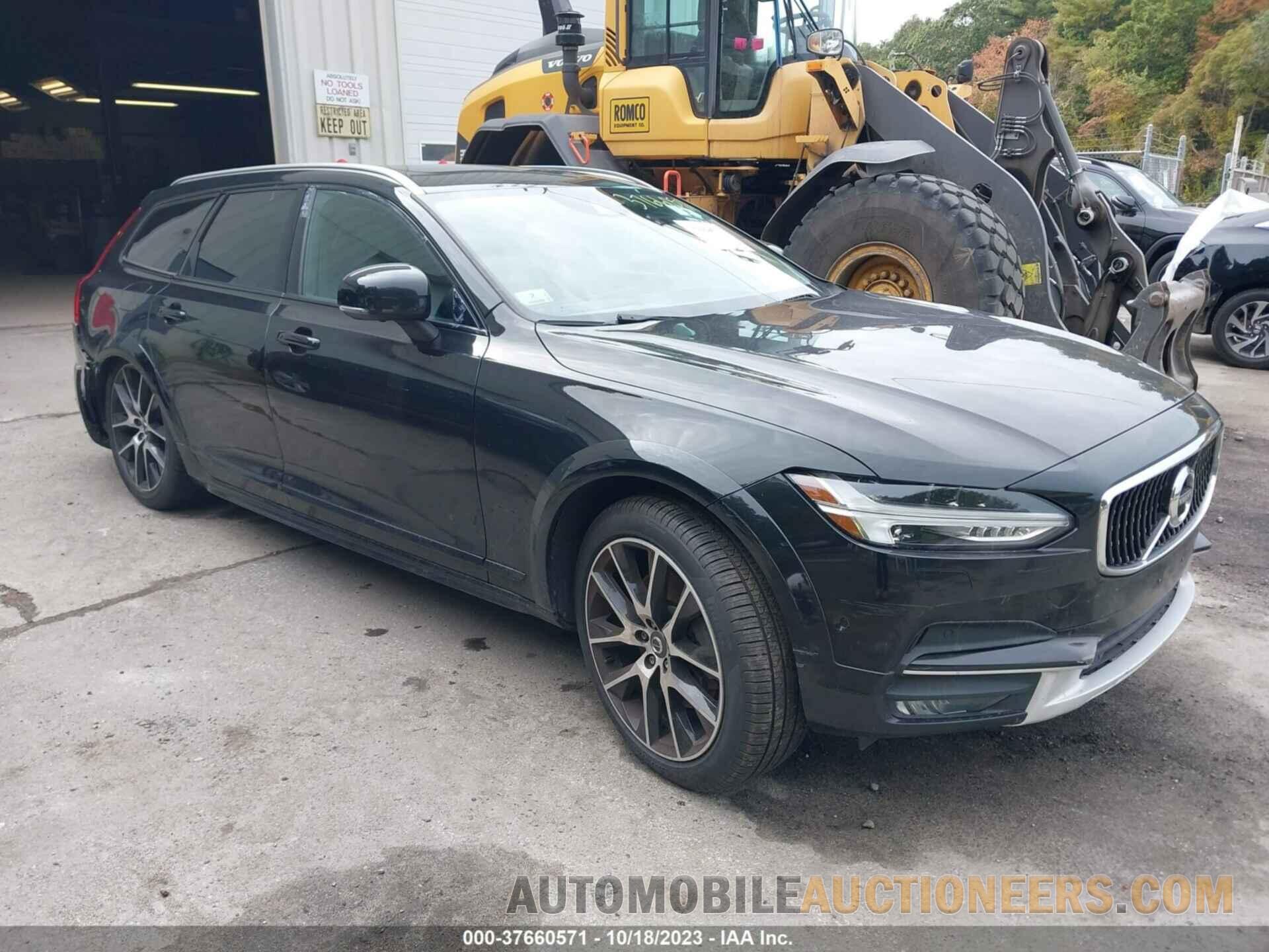 YV4A22NL3H1004091 VOLVO V90 CROSS COUNTRY 2017