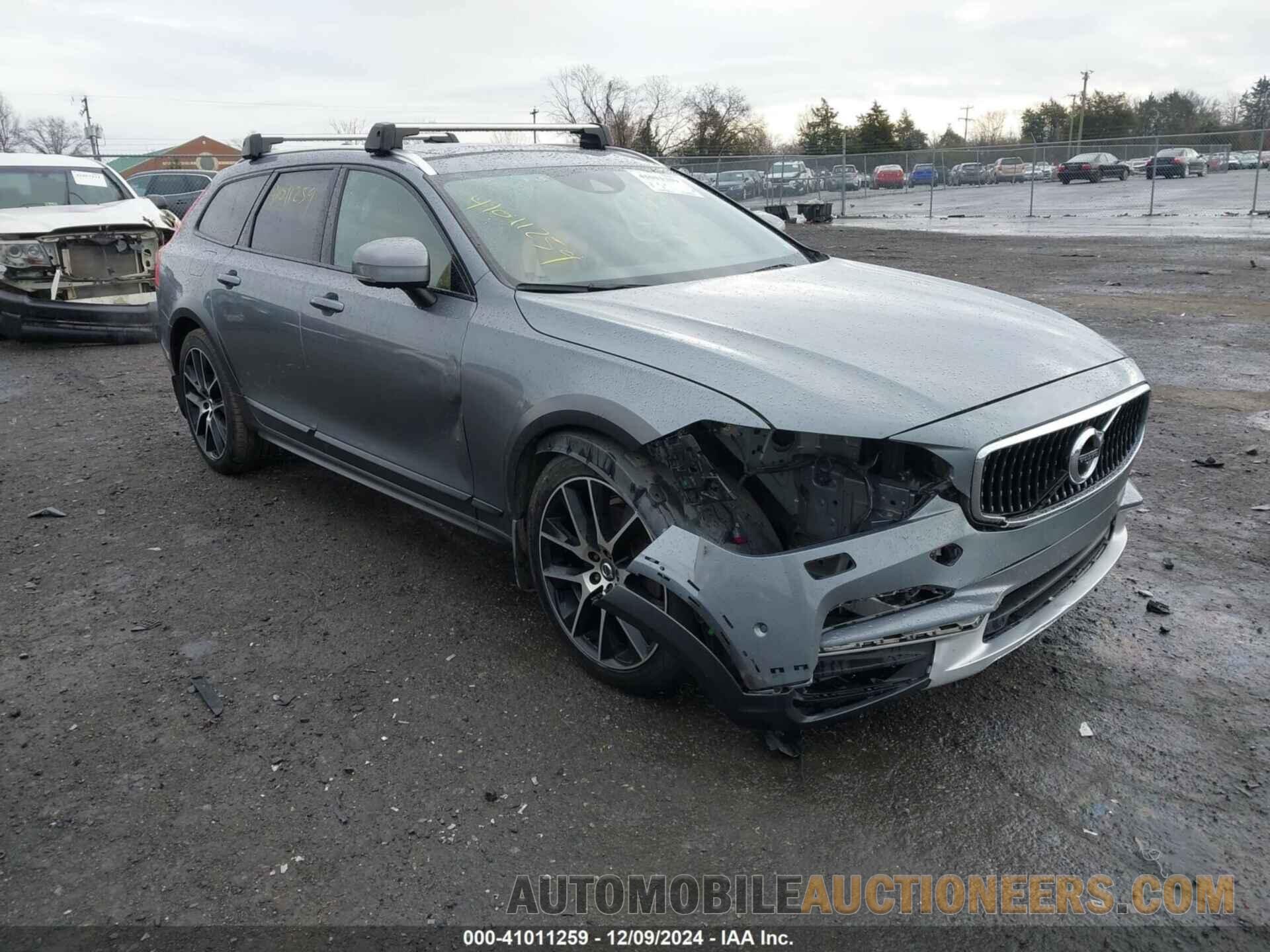 YV4A22NL4H1004004 VOLVO V90 CROSS COUNTRY 2017