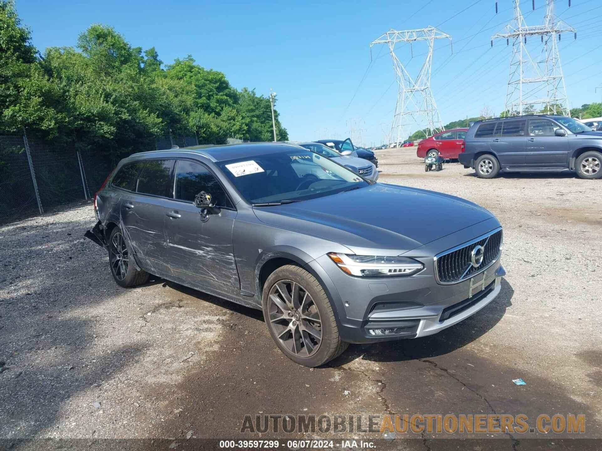 YV4A22NL4H1007128 VOLVO V90 CROSS COUNTRY 2017