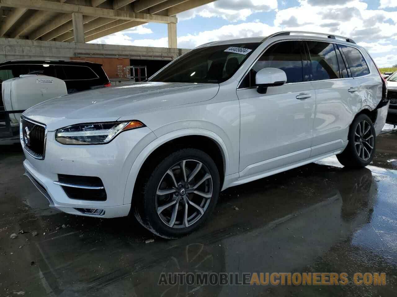 YV4A22PK1K1462868 VOLVO XC90 2019