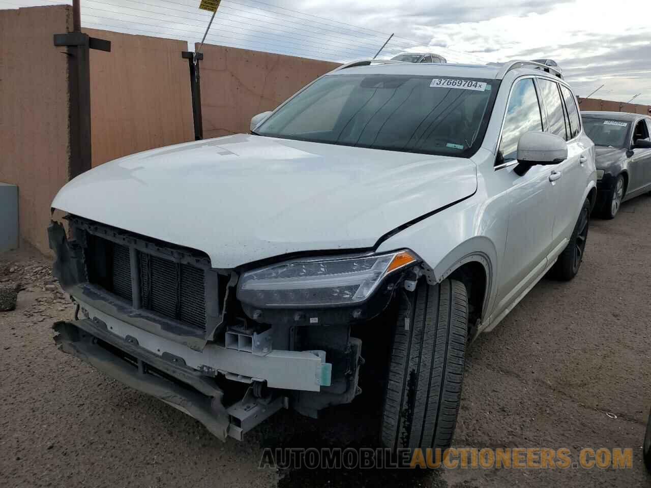 YV4A22PK9H1109934 VOLVO XC90 2017