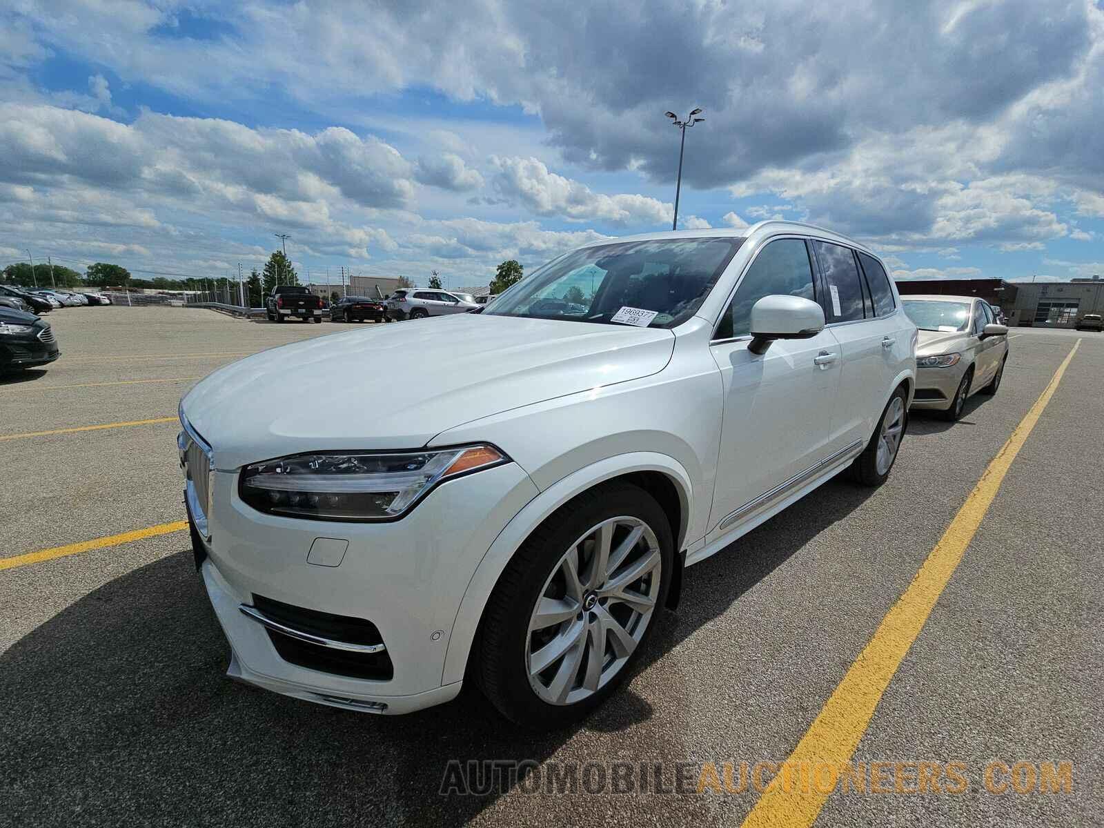 YV4A22PL1K1445951 Volvo XC90 2019