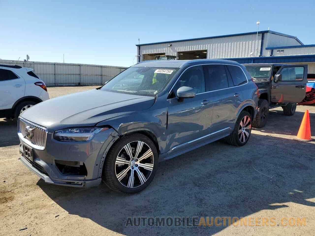 YV4A22PL2L1577845 VOLVO XC90 2020