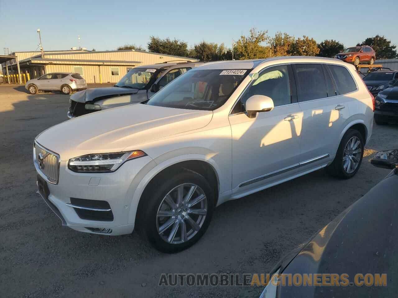 YV4A22PL5H1133429 VOLVO XC90 2017