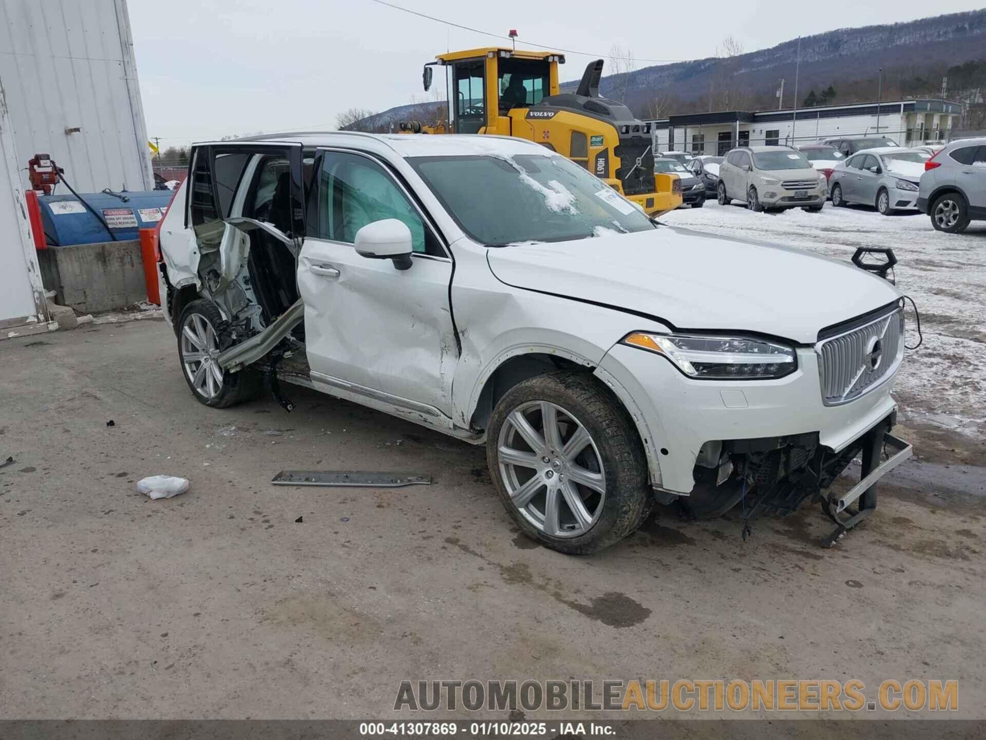 YV4A22PL7K1424411 VOLVO XC90 2019