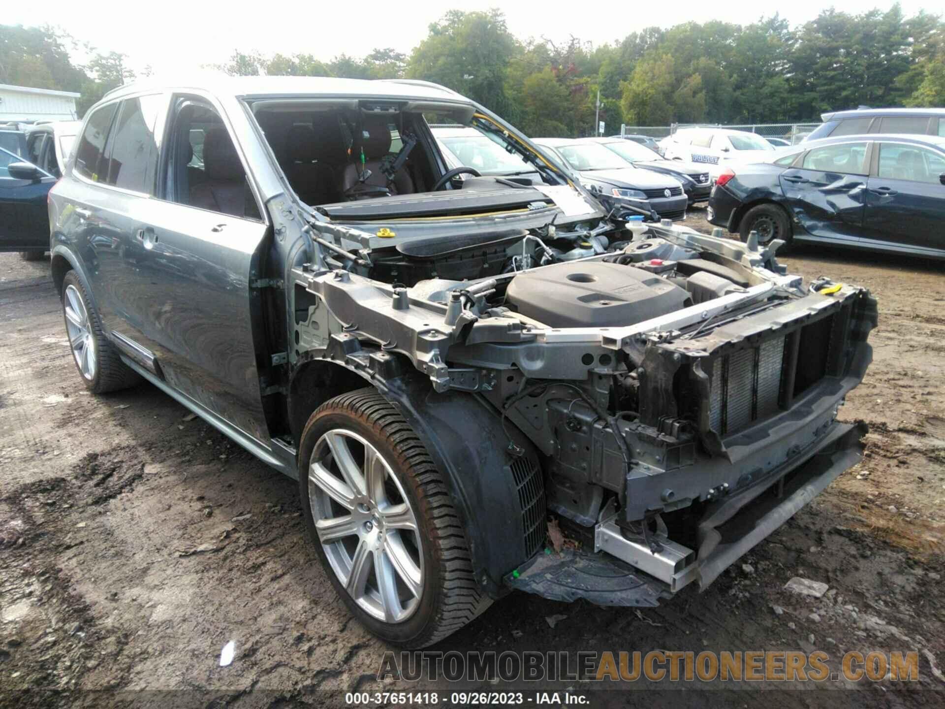 YV4A22PLXK1423818 VOLVO XC90 2019