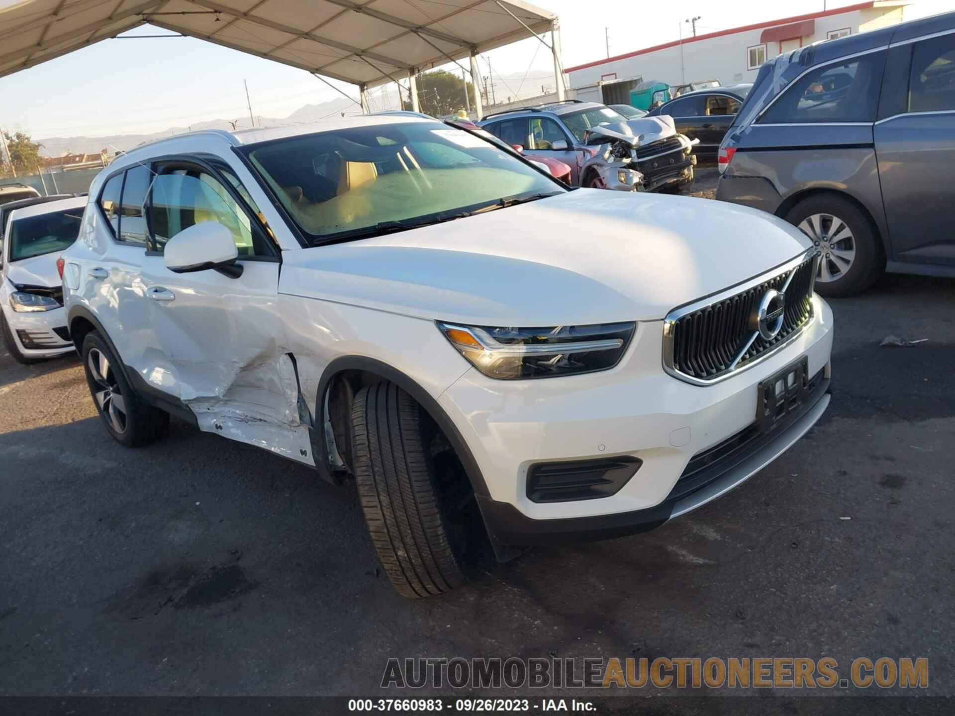 YV4AC2HK8L2251805 VOLVO XC40 2020