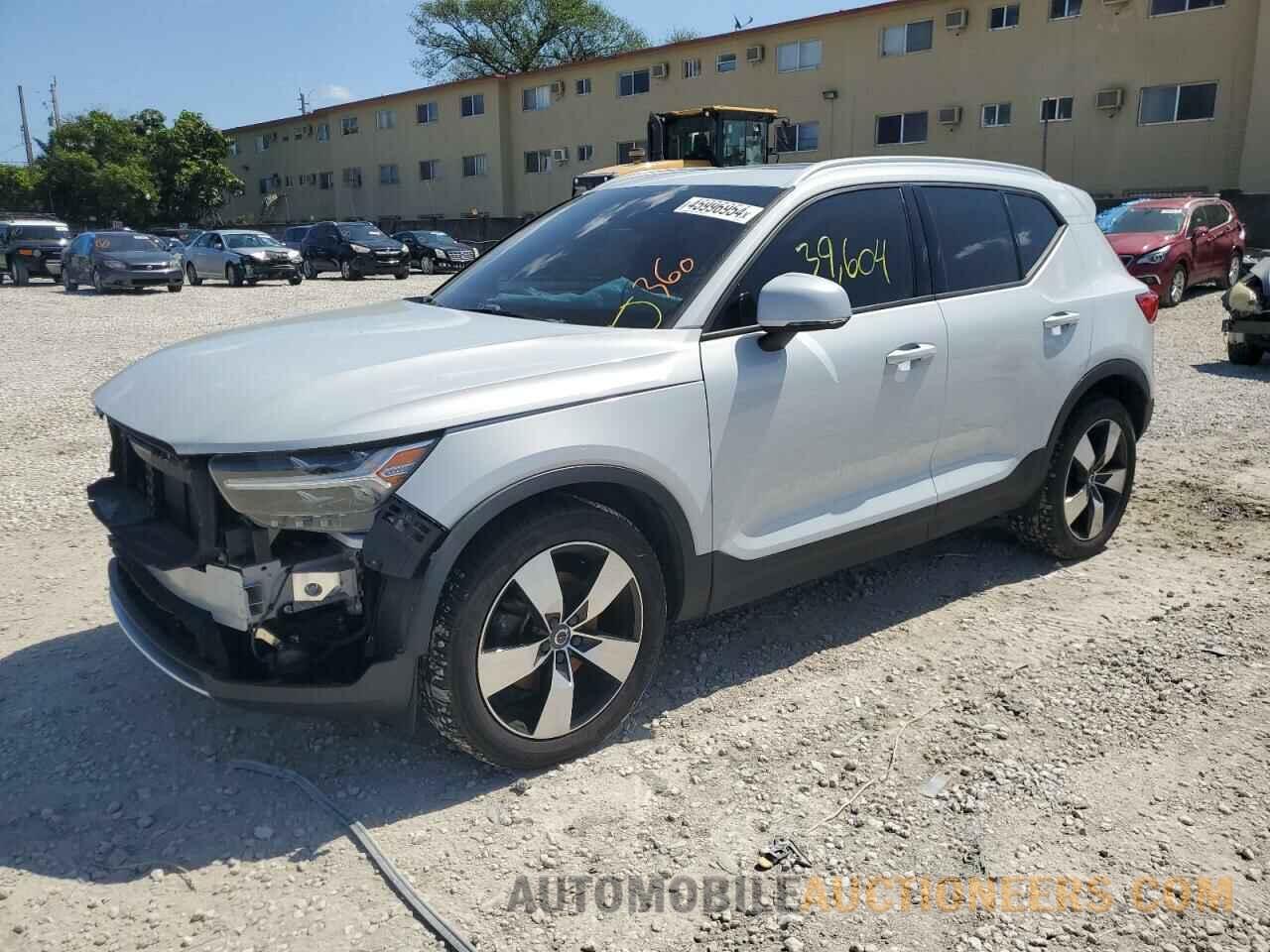 YV4AC2HK8M2431089 VOLVO XC40 2021