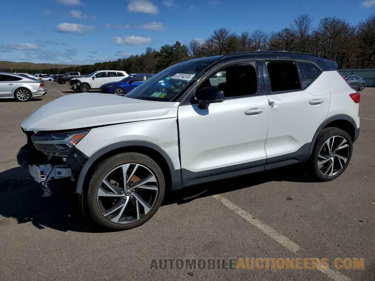 YV4AC2HM1K2071744 VOLVO XC40 2019