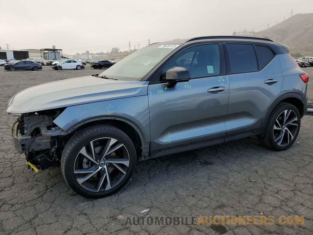 YV4AC2HM5K2045972 VOLVO XC40 2019