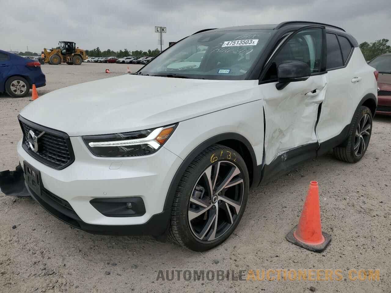 YV4AC2HM9N2657130 VOLVO XC40 2022