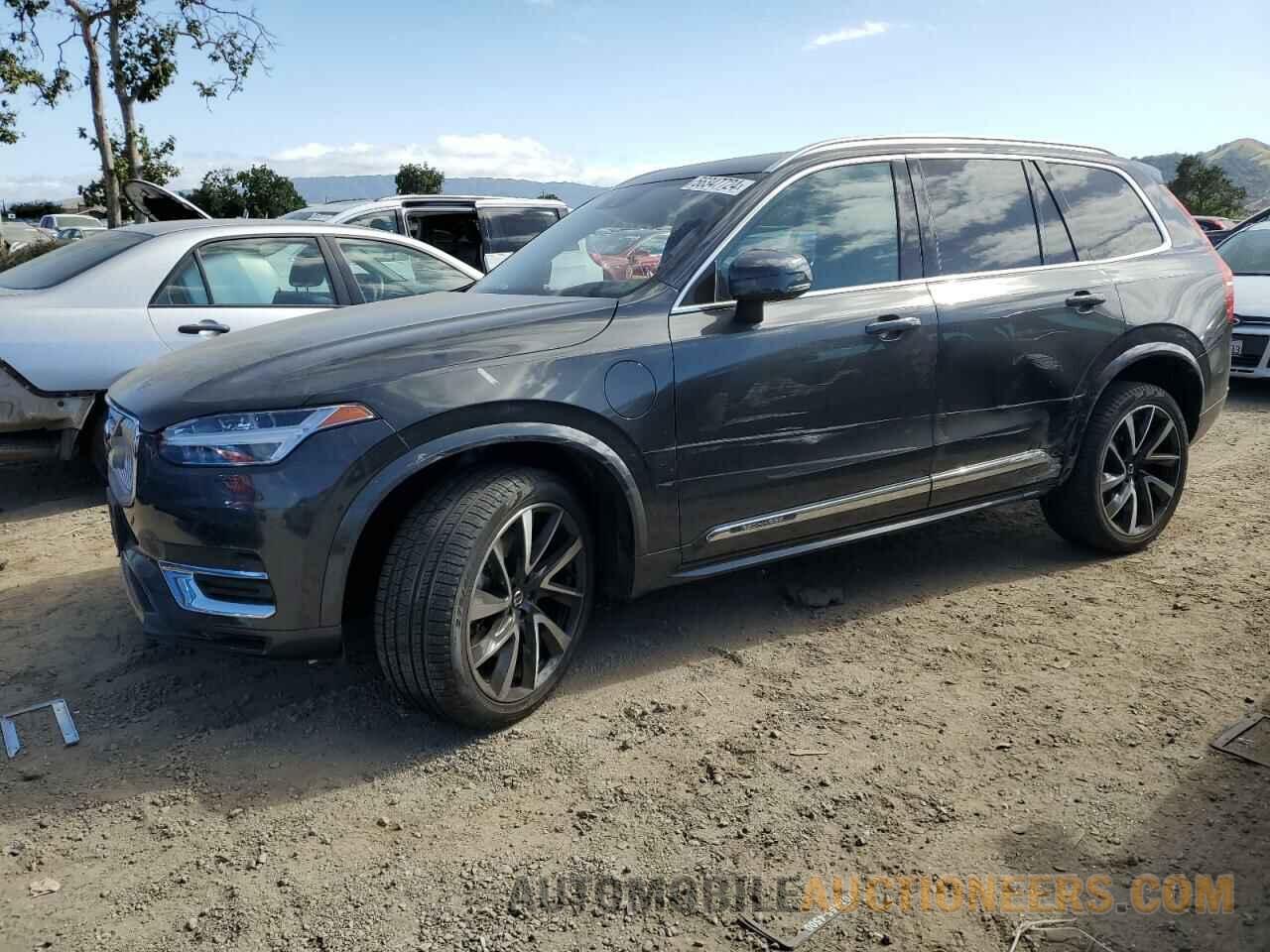 YV4BR0CK0M1675663 VOLVO XC90 T8 RE 2021