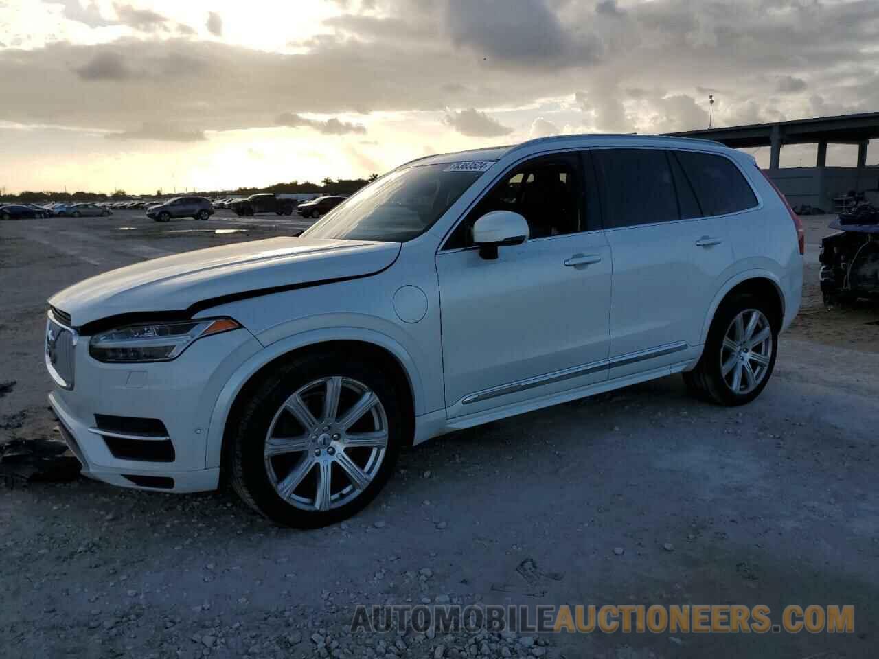 YV4BR0PL0J1217166 VOLVO XC90 2018