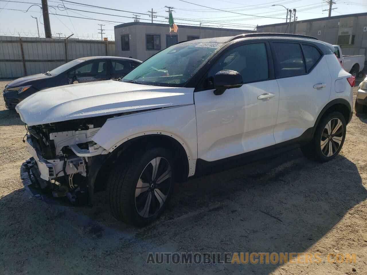 YV4ED3UL2P2038115 VOLVO XC40 2023