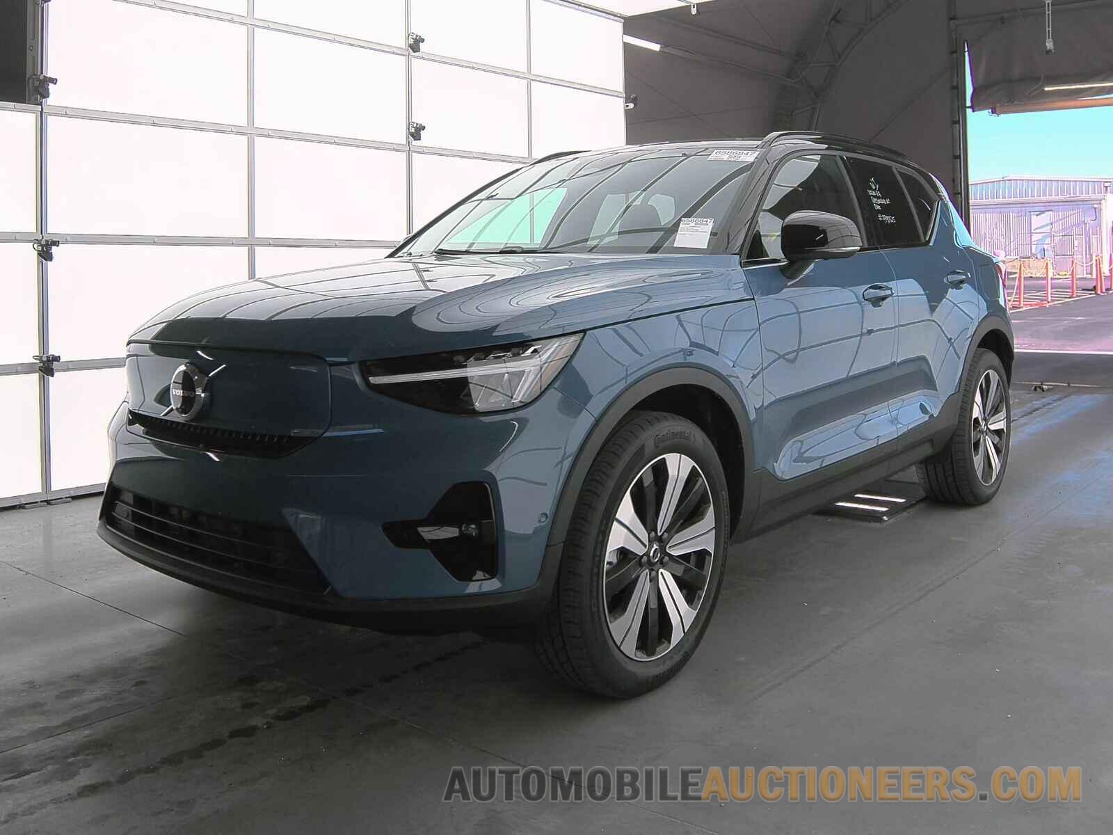 YV4ED3UL4P2093830 Volvo XC40 2023