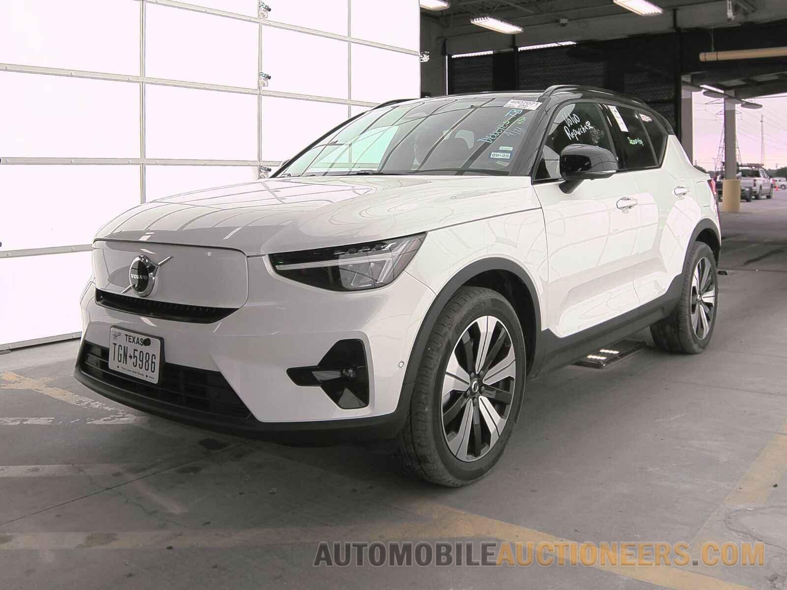 YV4ED3UL4P2102056 Volvo XC40 2023