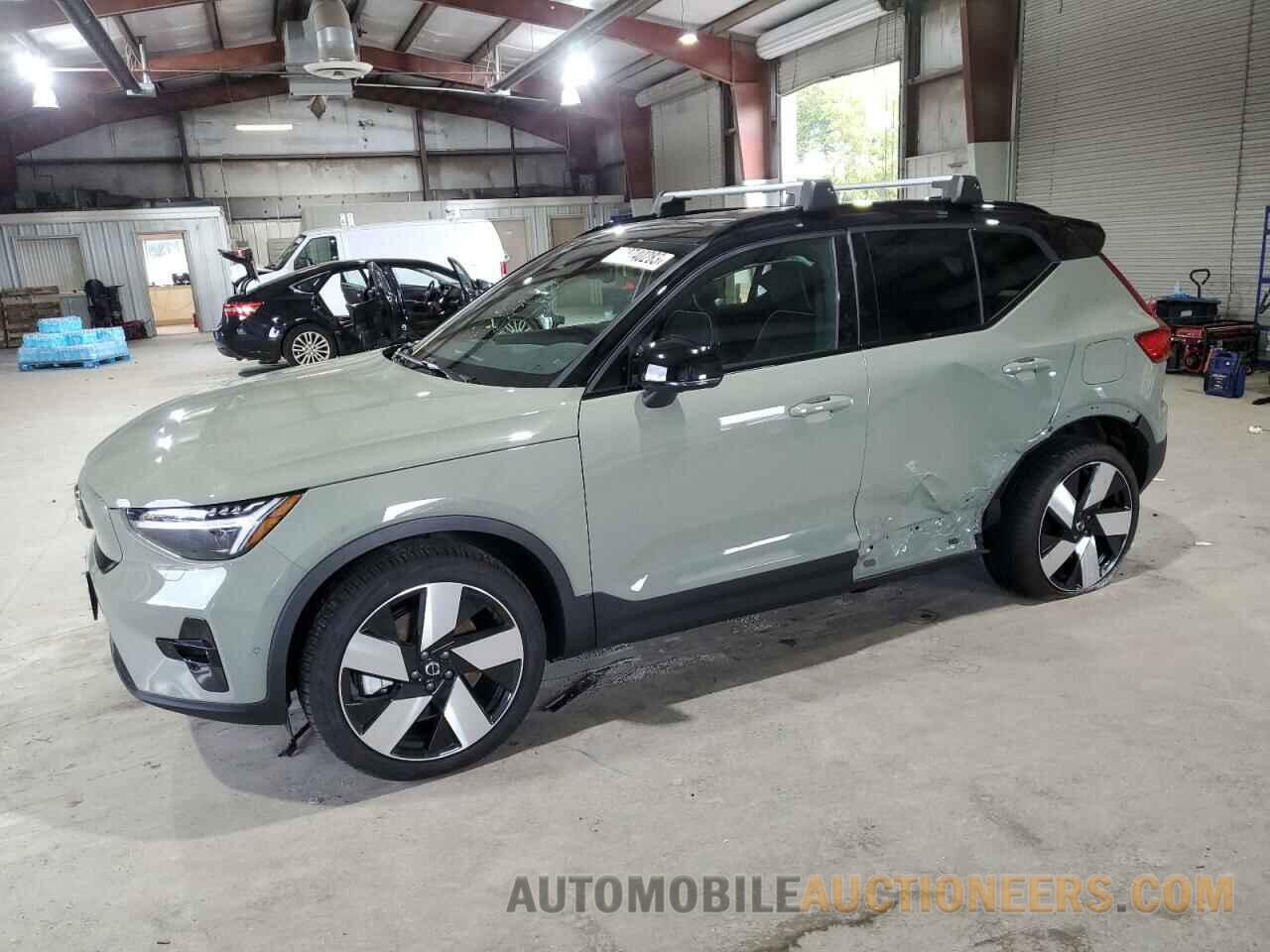 YV4ED3UM6P2062474 VOLVO XC40 2023