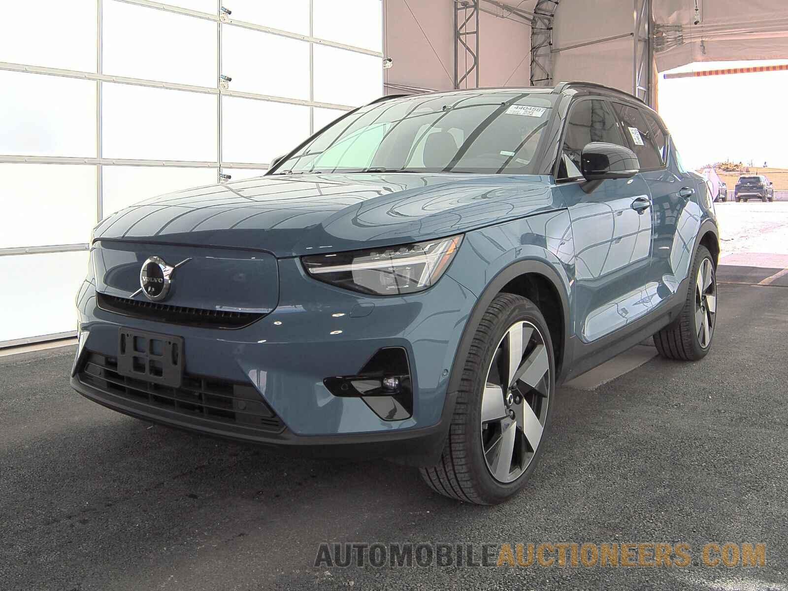 YV4ED3UMXP2097731 Volvo XC40 2023