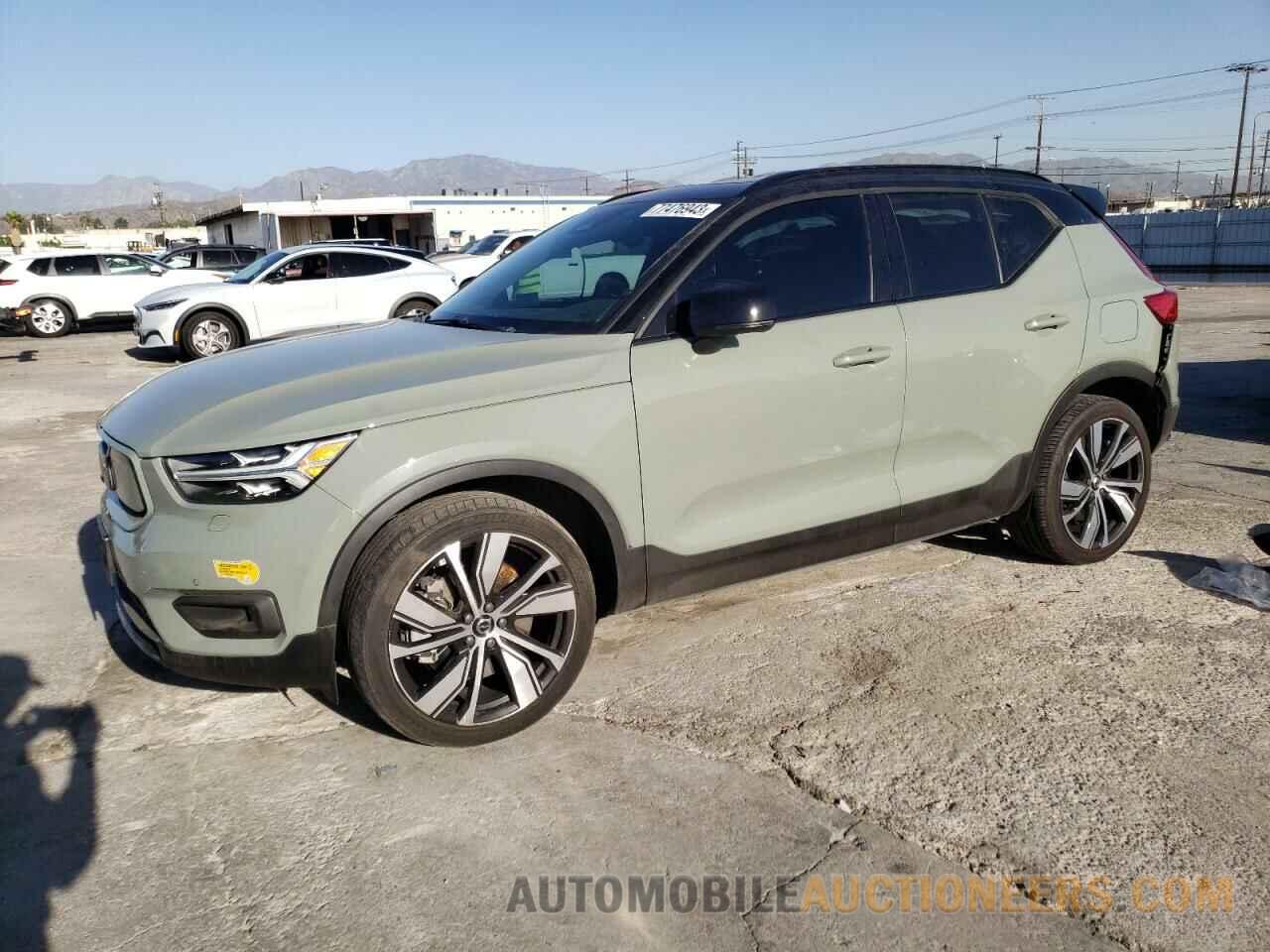 YV4ED3UR0M2440635 VOLVO XC40 2021