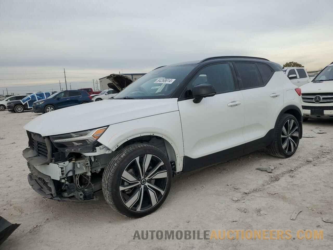 YV4ED3UR0M2525054 VOLVO XC40 2021