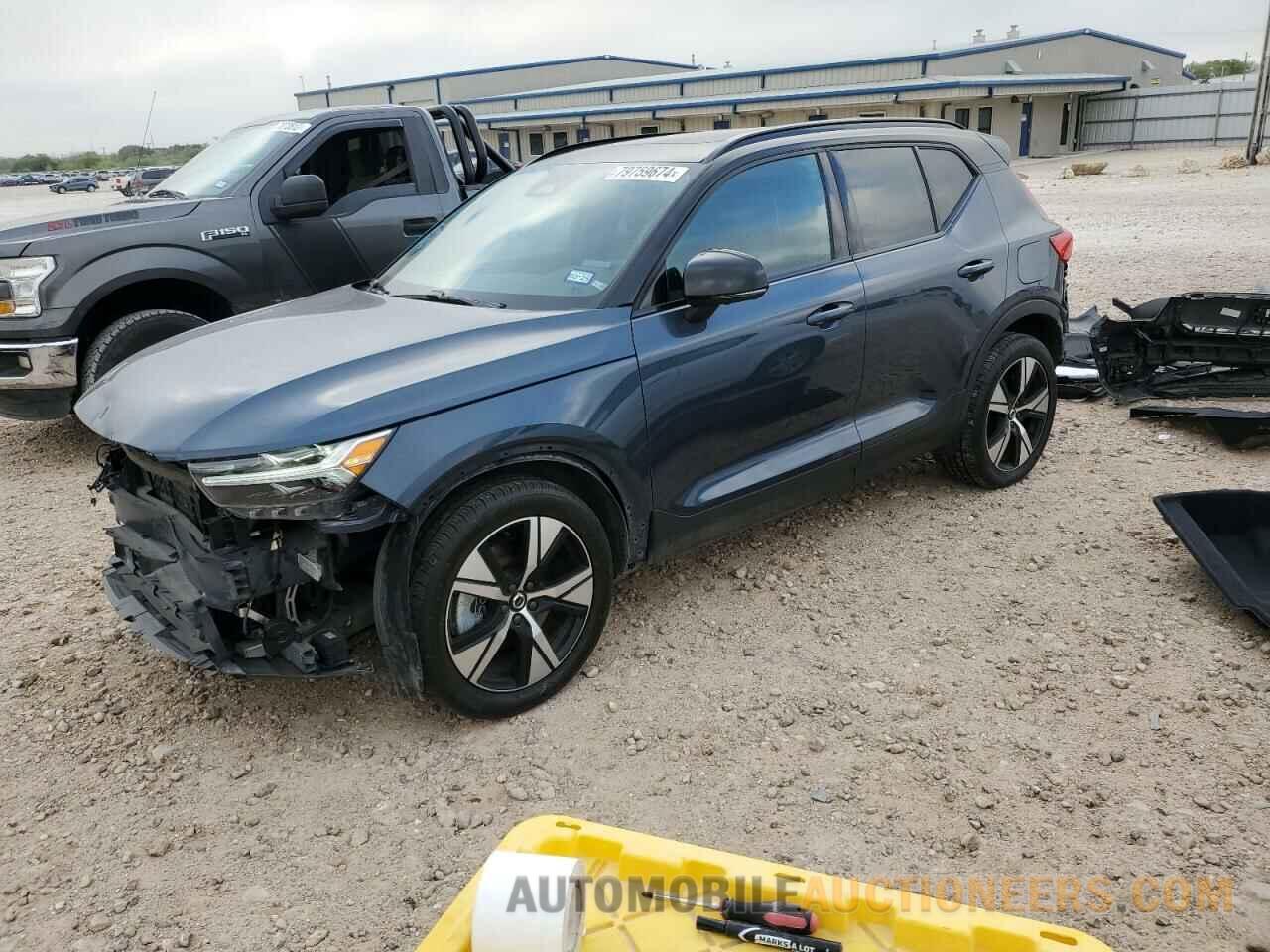 YV4ED3UR0N2691608 VOLVO XC40 P8 RE 2022