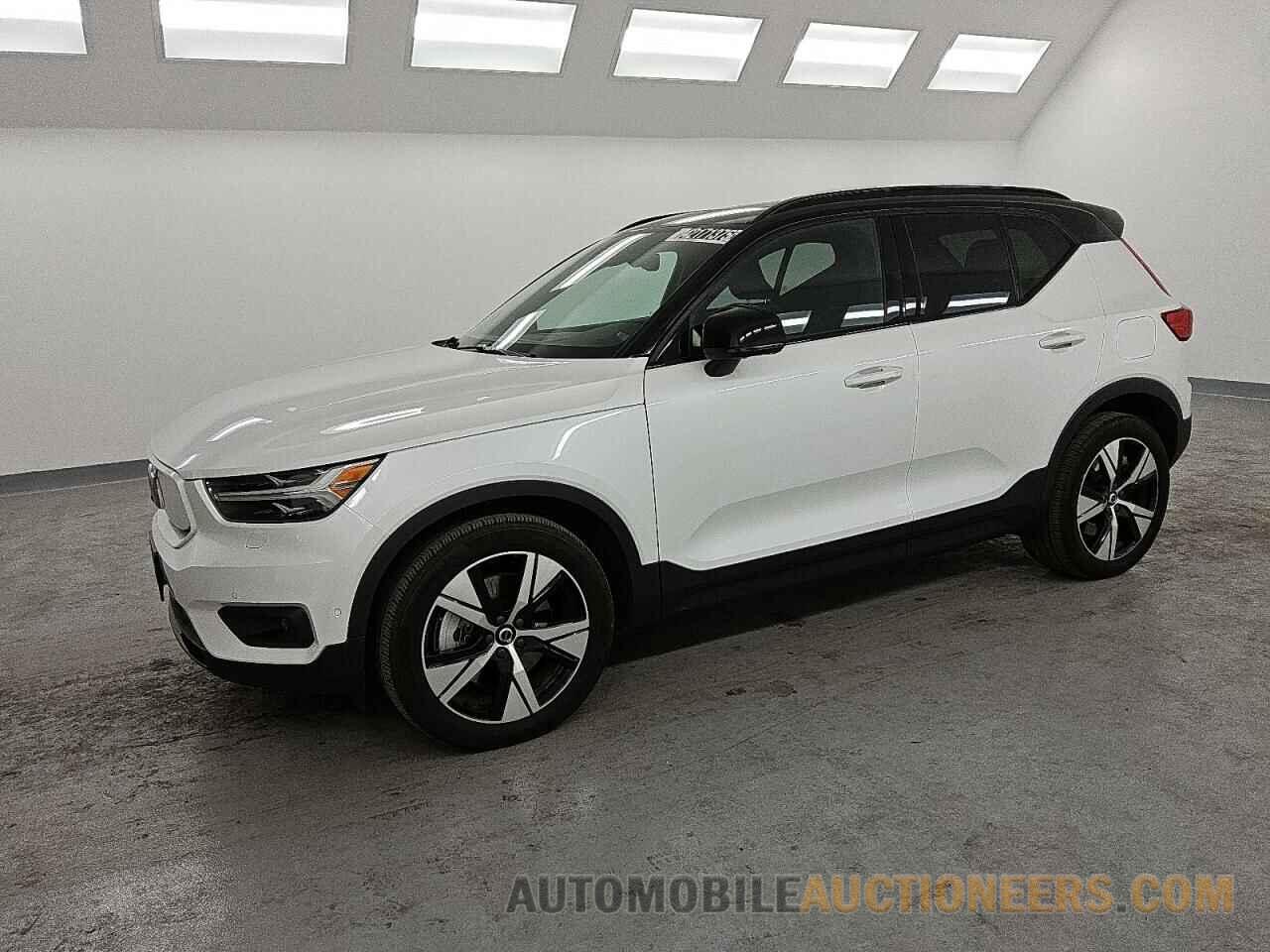 YV4ED3UR2N2687964 VOLVO XC40 P8 RE 2022