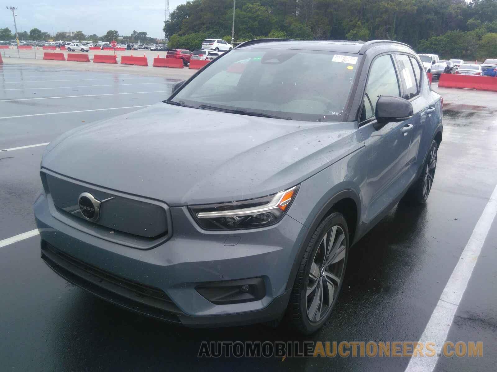 YV4ED3UR3M2527381 Volvo XC40 2021