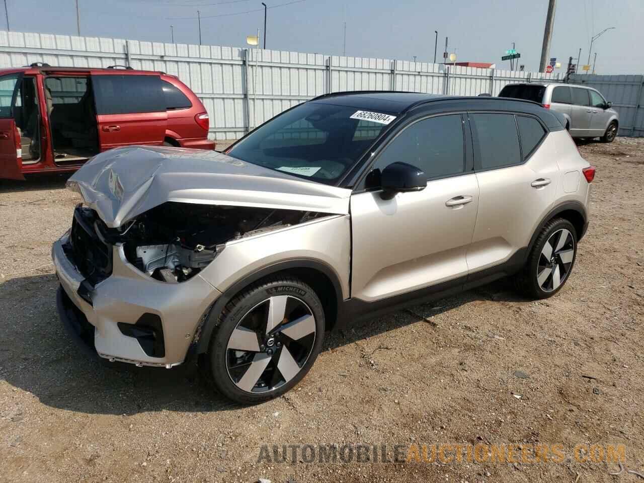 YV4ER3XL5R2258445 VOLVO XC40 2024