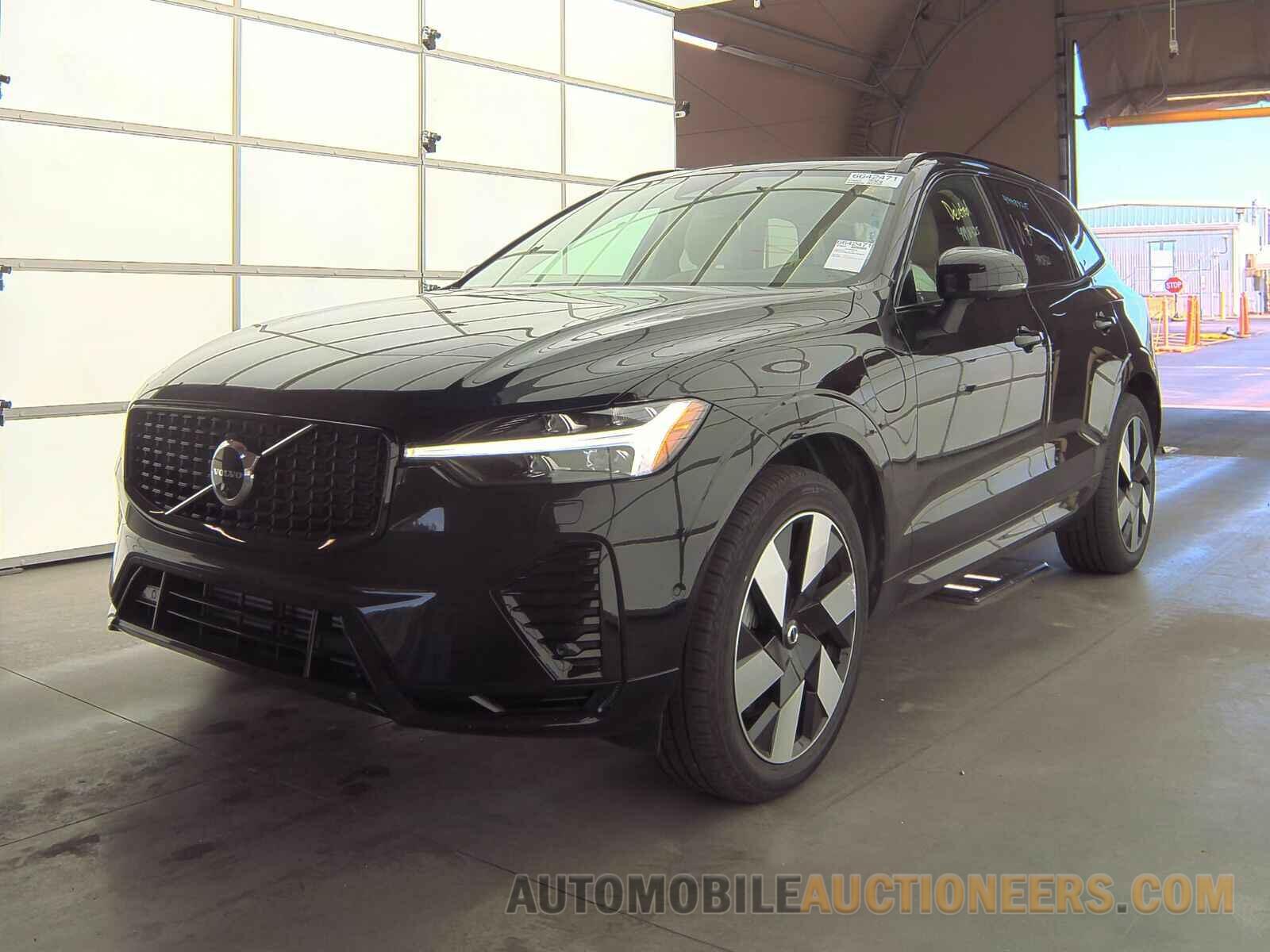 YV4H60DL0R1766904 Volvo XC60 2024