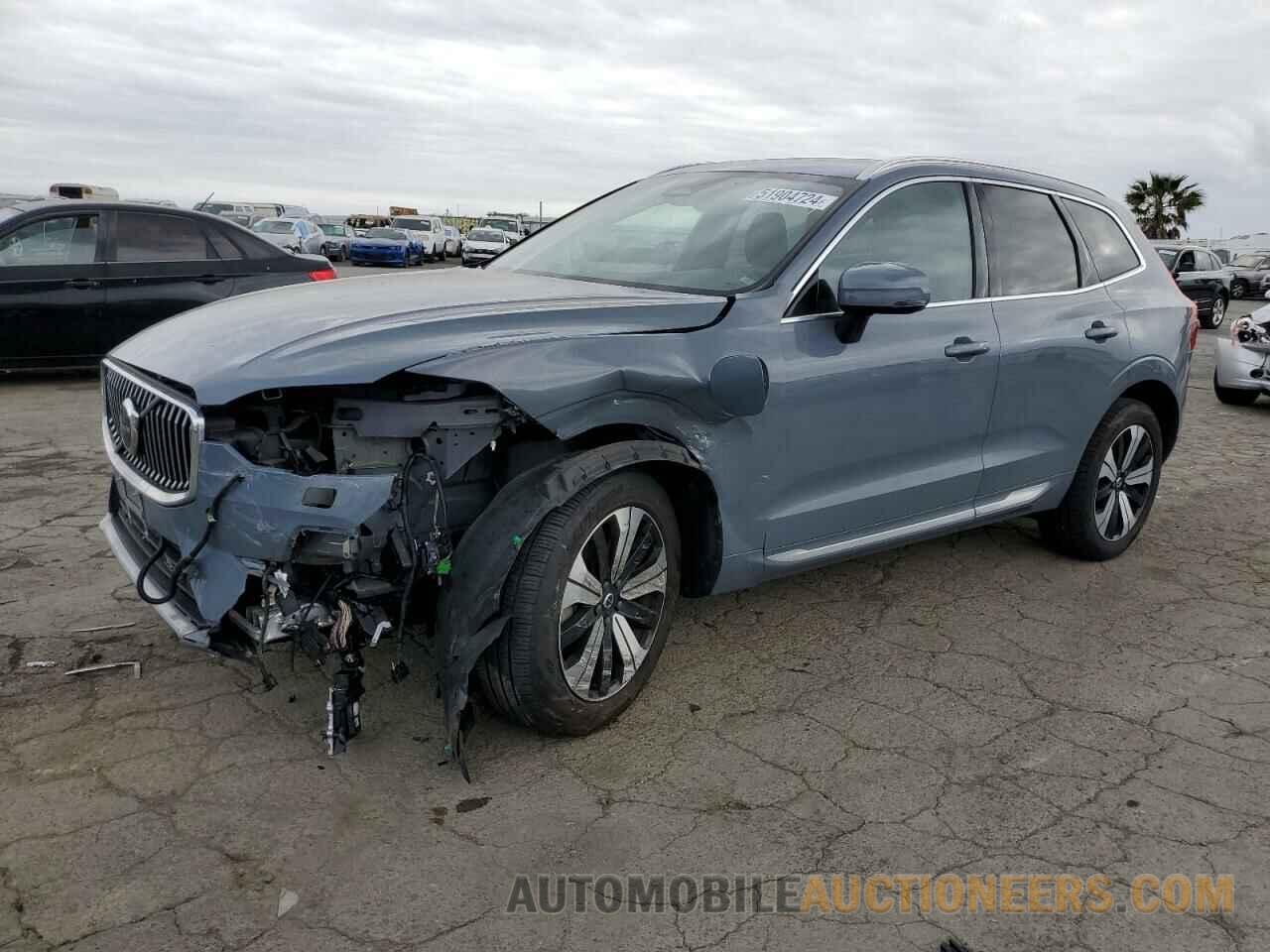 YV4H60DV2P1217994 VOLVO XC60 CORE 2023