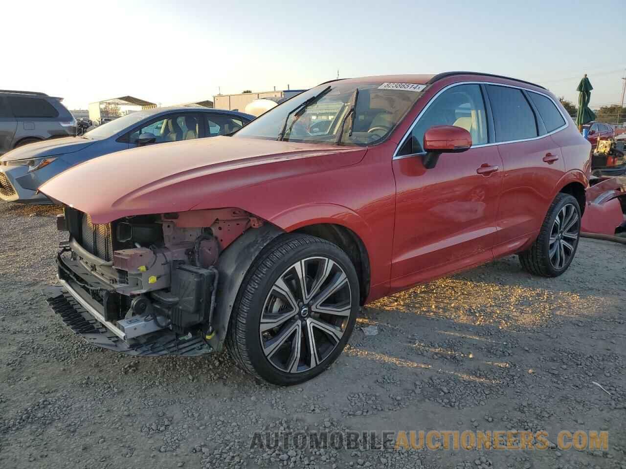 YV4L12DV7P1256939 VOLVO XC60 ULTIM 2023