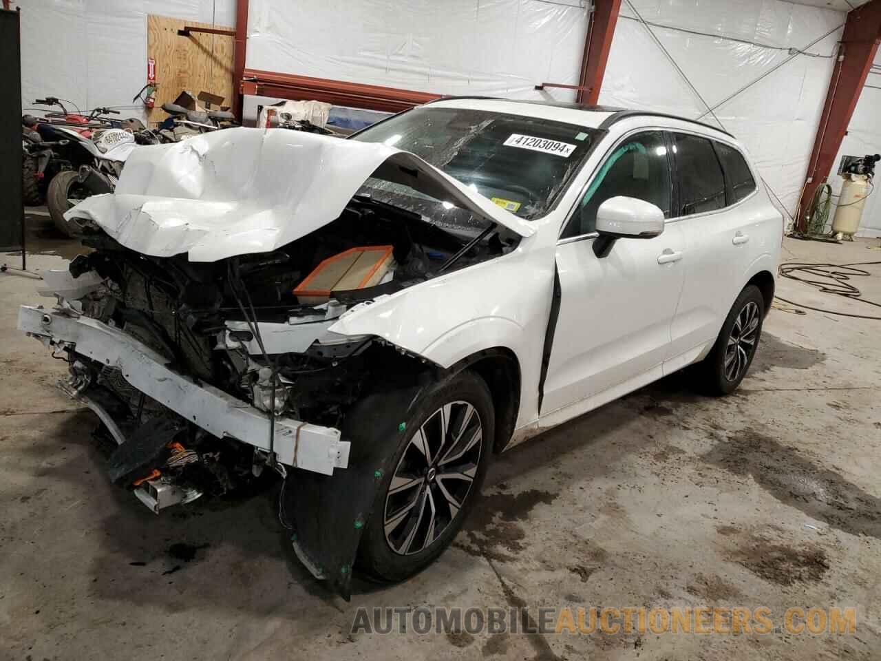 YV4L12RV3P1253707 VOLVO XC60 CORE 2023