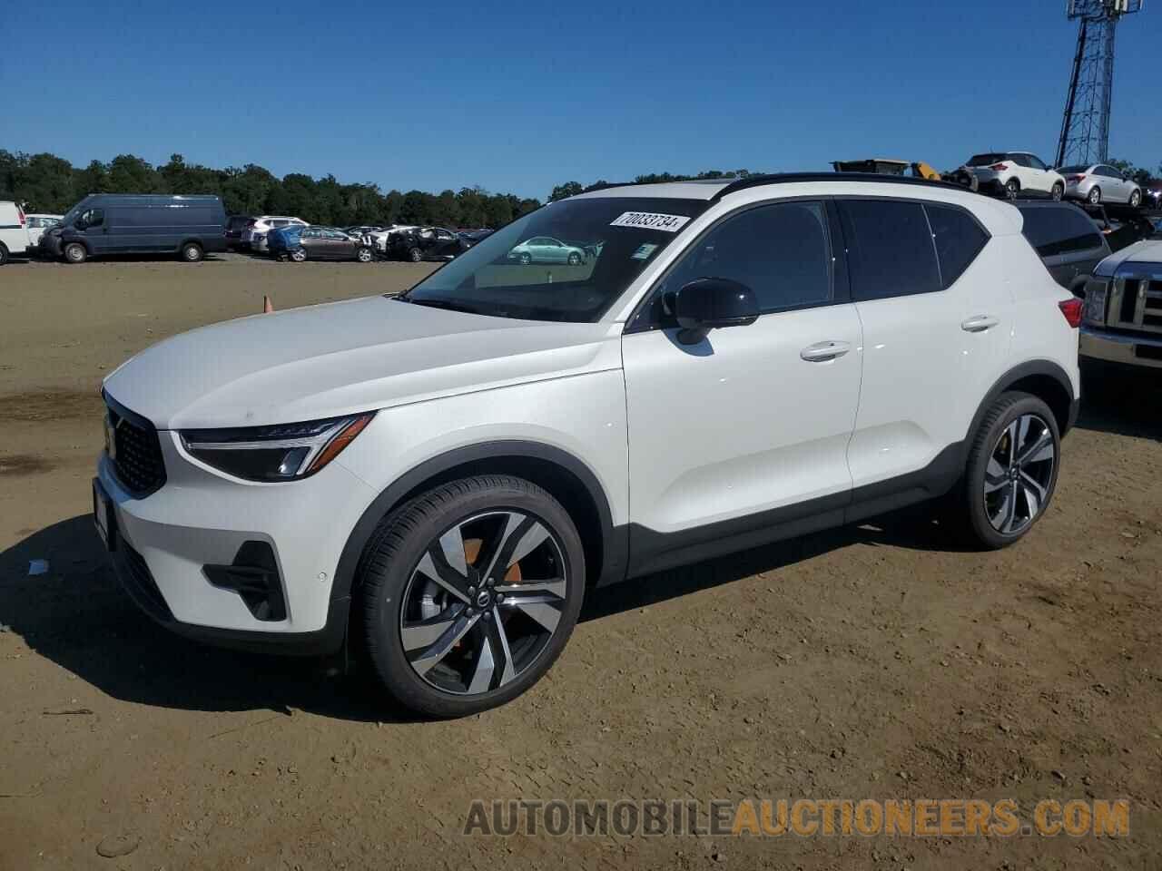 YV4L12UC7S2458391 VOLVO XC40 P8 RE 2025