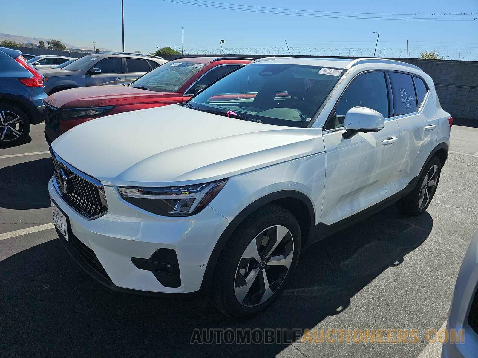 YV4L12UE0R2337794 Volvo XC40 2024