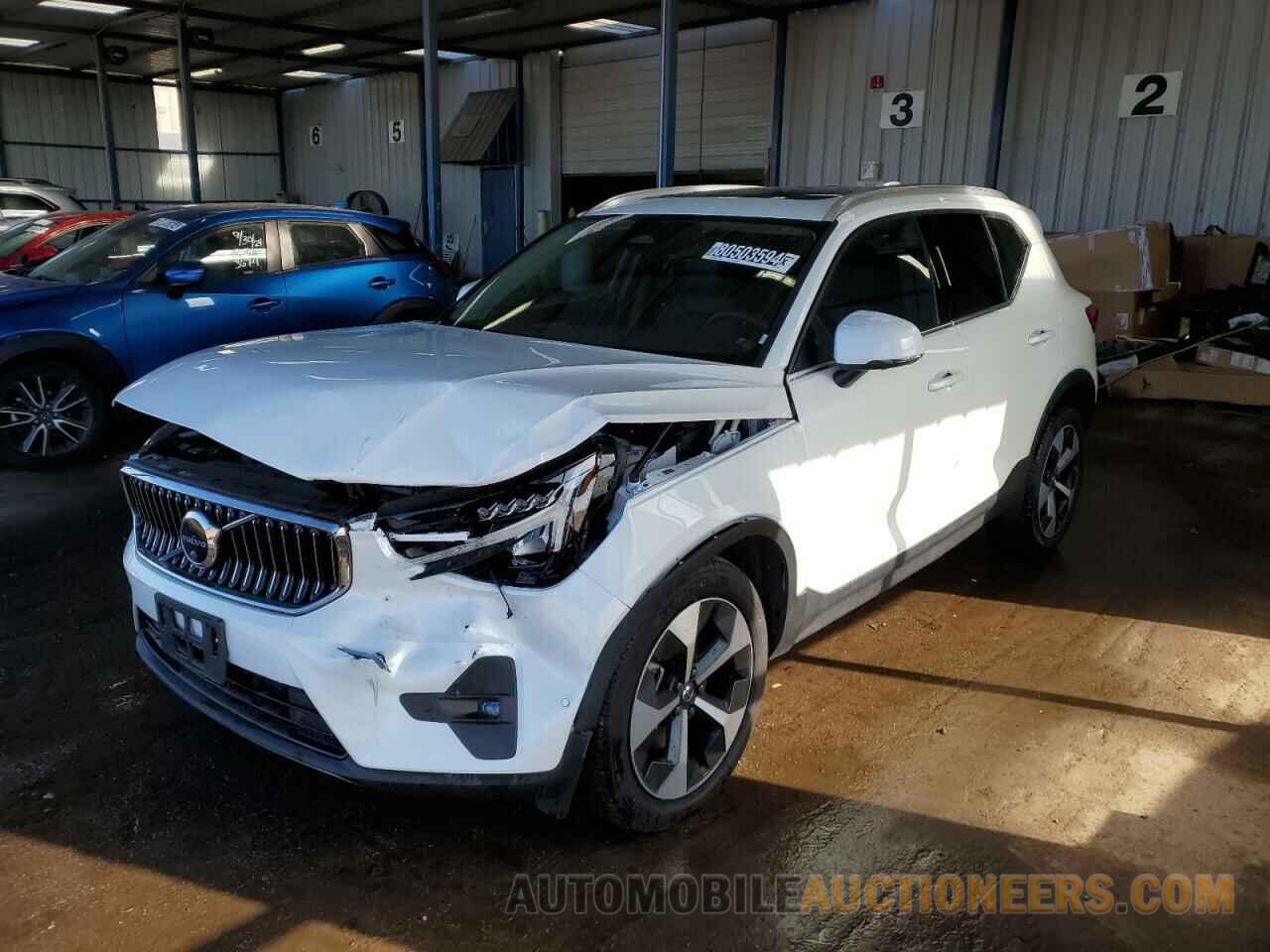 YV4L12UE0S2480881 VOLVO XC40 PLUS 2025